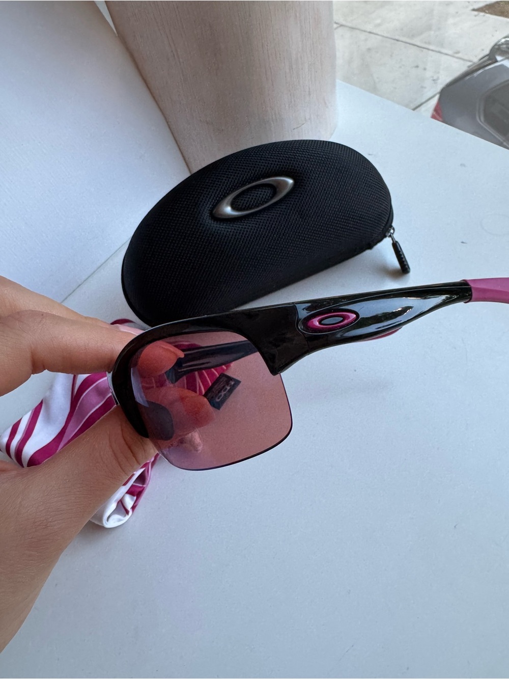 Oakley Black Frame Sunglasses with Pink and Blue Mirrored Lenses - Picture 6 of 12